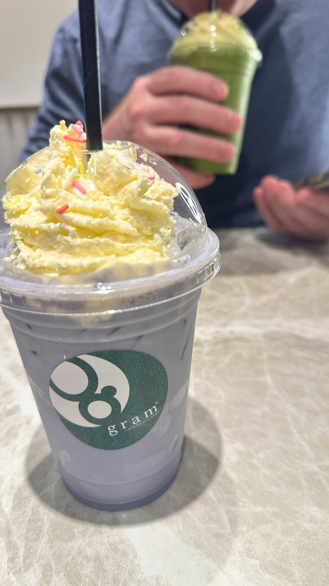 SmileThippy's tweet image. ꒰՞ɞ̴̶̷̥⩊ɞ̴̶̷̥꒱֯  Life is short … eat the pancakes first 🥞 Fluffy Premium Pancakes with Iced Taro Latte, Iced Matcha Latte  🥞· ₊˚ ӵᵘᵐᵐᵞ💕😋
#GramCafePancake #Sydney #Yummy