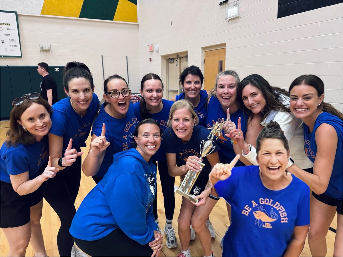 VISTOPS2022's tweet photo. Congrats to the Goldfish! They are champions!!! https://t.co/9flptYY1aP