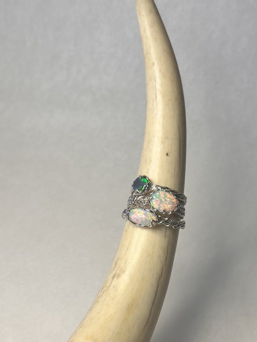 thwyjewel's tweet image. いよいよ明後日4/19(日)〜30(木)
日暮里駅北改札内コンコースにて。

＃オパール　#opal #nippori #pickupcreators #howhouse #thwyjewel