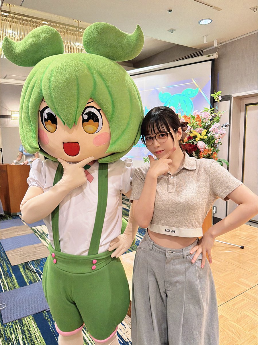 いつも衣装製作でお世話になっているリアラさんの『20周年パーティー』に参加したよ🍾

射撃やずんだもんがいたり（⁉︎）と、皆を全力で楽しませてくれる姿勢に改めて感動🎯✨

改めて20周年本当におめでとうございます🎉 https://t.co/5aHNpufNoW