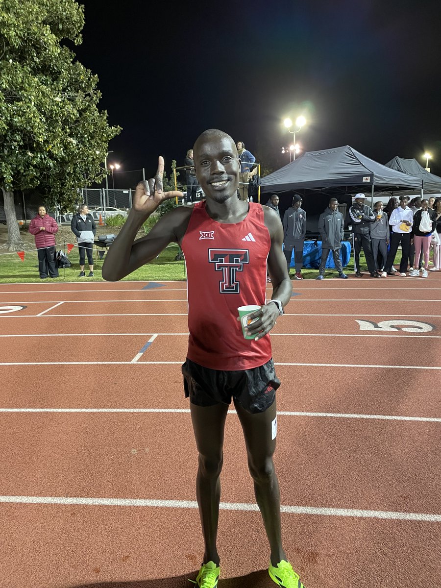 CoachJonMurray's tweet image. New school record for Titus Kimaru in steeplechase 8:18.26 #awesome