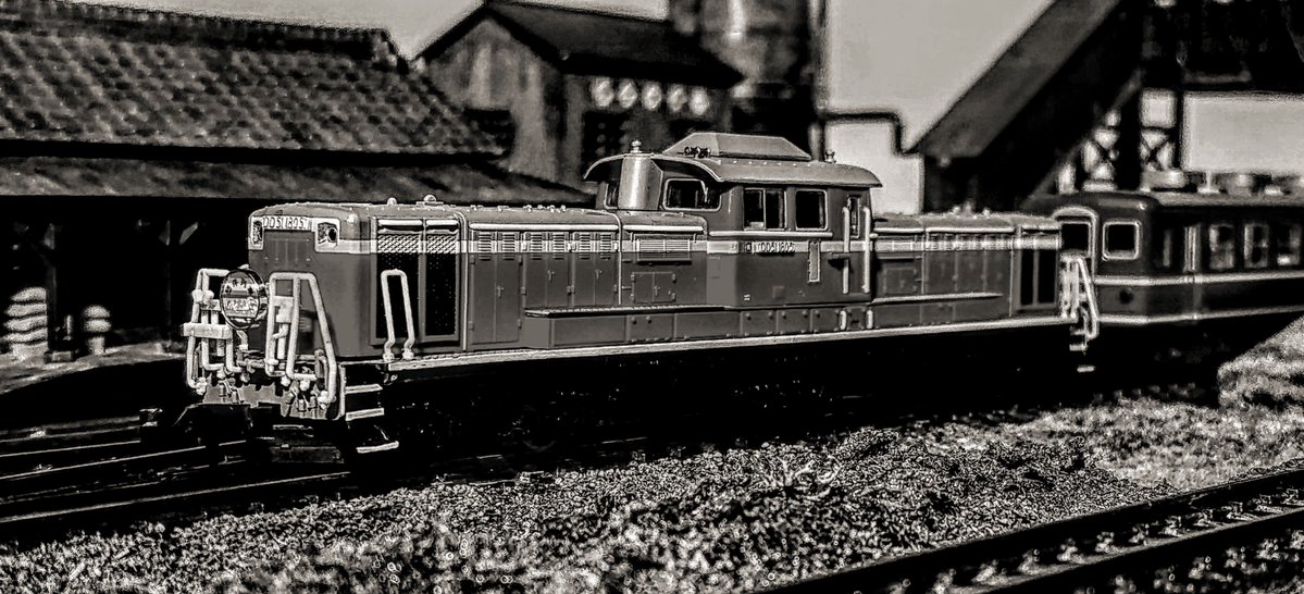 #モノクロにするとかっこいい選手権
#マイクロエース
#DD51
#Nゲージ
#鉄道模型
#模型撮り鉄
#モノクロ
#白黒写真