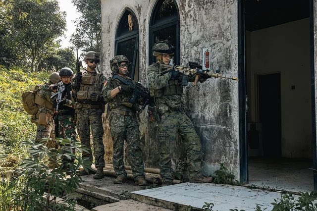 Sir K. H. Mingke B.A, M.A, Ph.D, GBE, DCM, MP tweet media