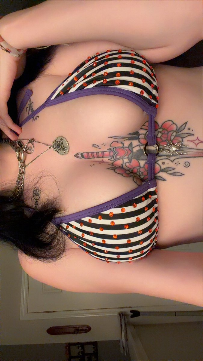 🥀Rose The Ripper🗡️ tweet media