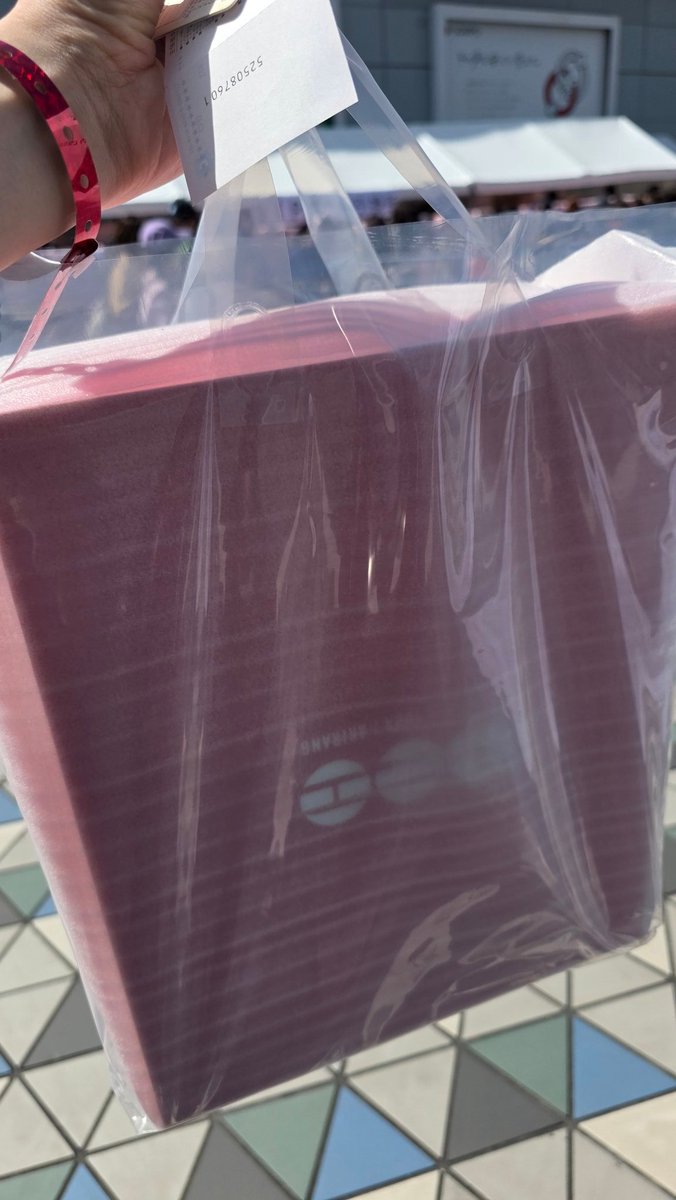 miiry4.17🇯🇵6.10-15🇰🇷 tweet media