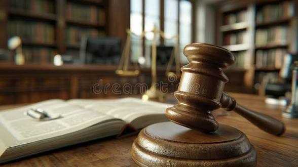 zimbabwewriter's tweet image. High Court has struck off an application to cancel a Harare property title, ruling the executor must first challenge the existing Magistrates’ Court order that authorised the transfer. Title remains valid for now.

zimbabwenow.co.zw/articles/22227…

#Zimbabwe #Harare #HighCourt