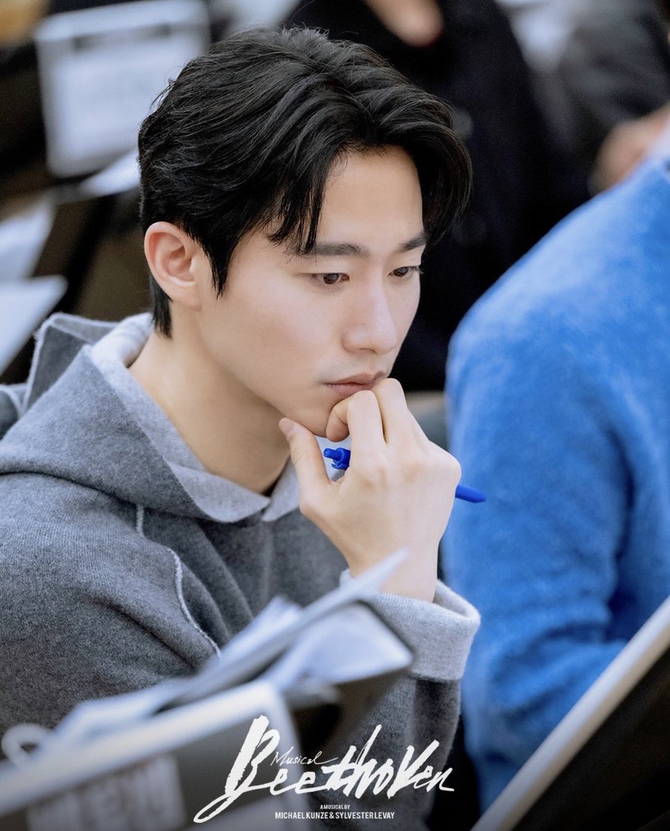clovery_lover's tweet photo. 정말 굿얼굴이시다… https://t.co/3zU0nYyUwu