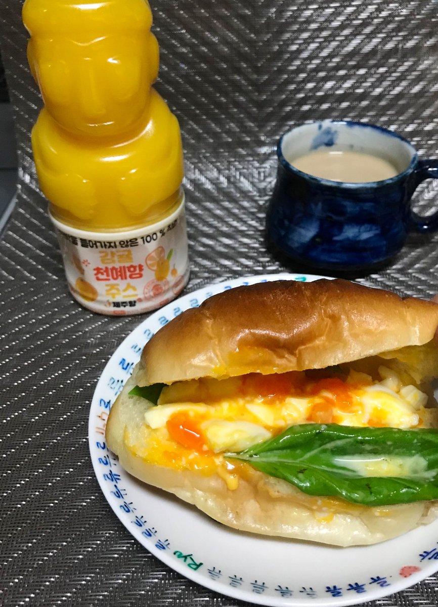 marie（マリー） tweet media