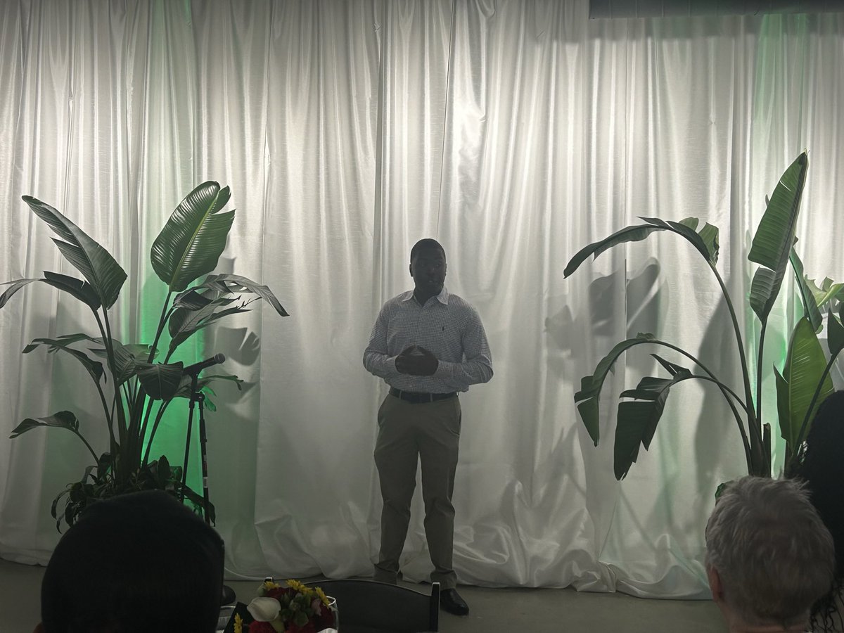 CAMontgomeryEDU's tweet image. Exciting day and exciting night! I love serving on the @childrensatl Hughes Spalding Advisory Council! 🫶💚#excitingthingscoming