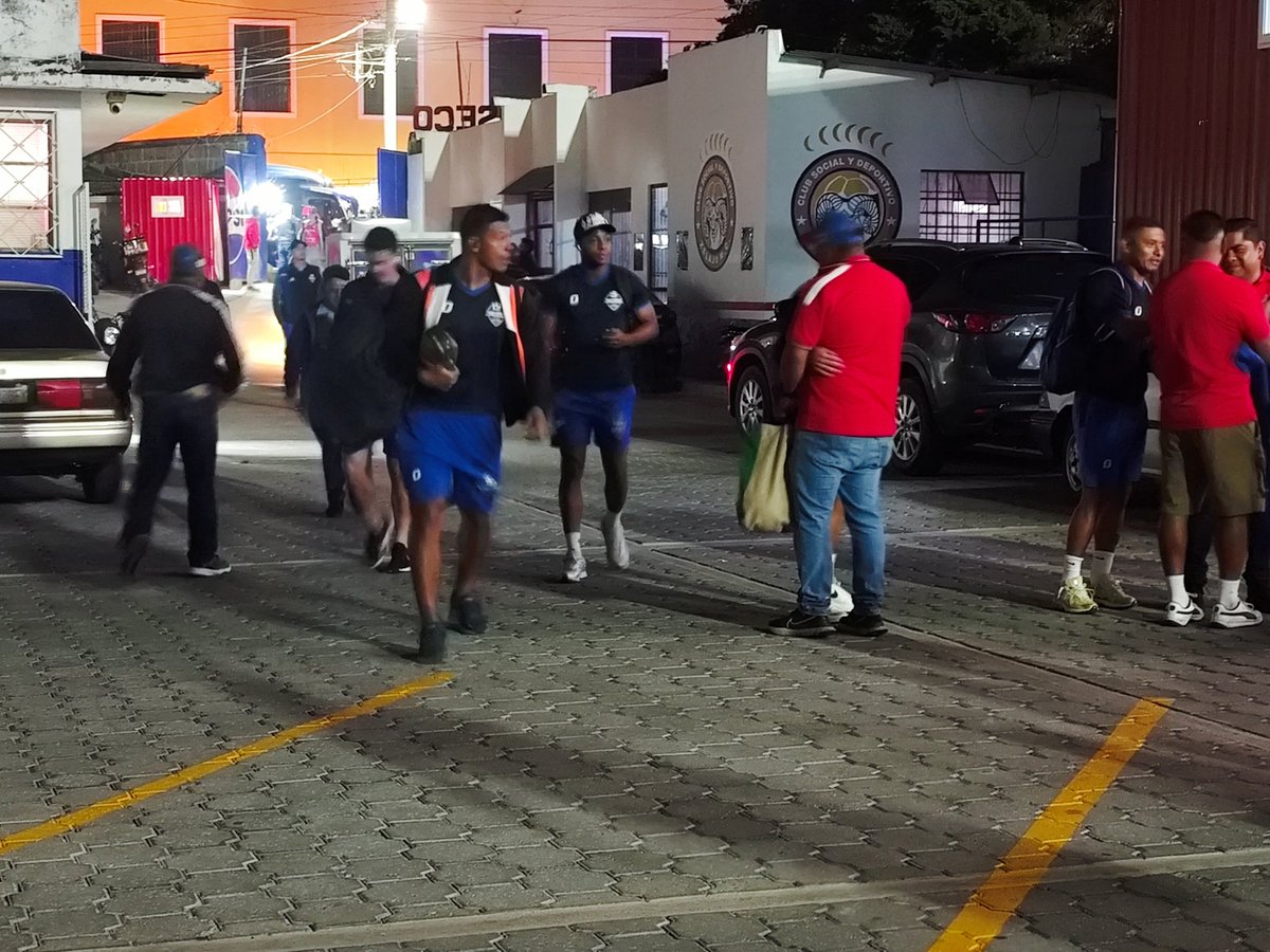 EUXela 91.1 tweet media