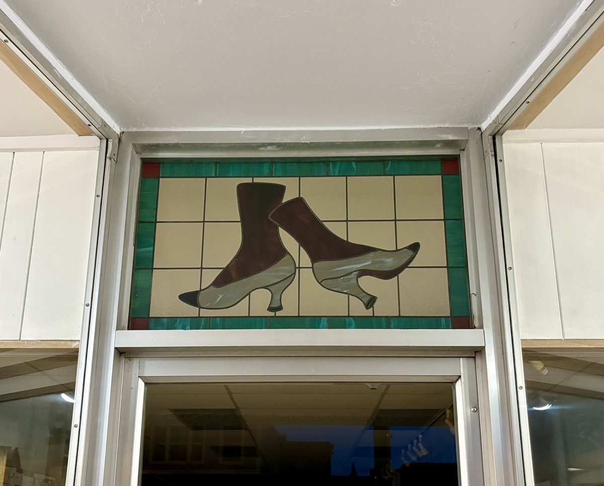 Midwest Modern tweet media