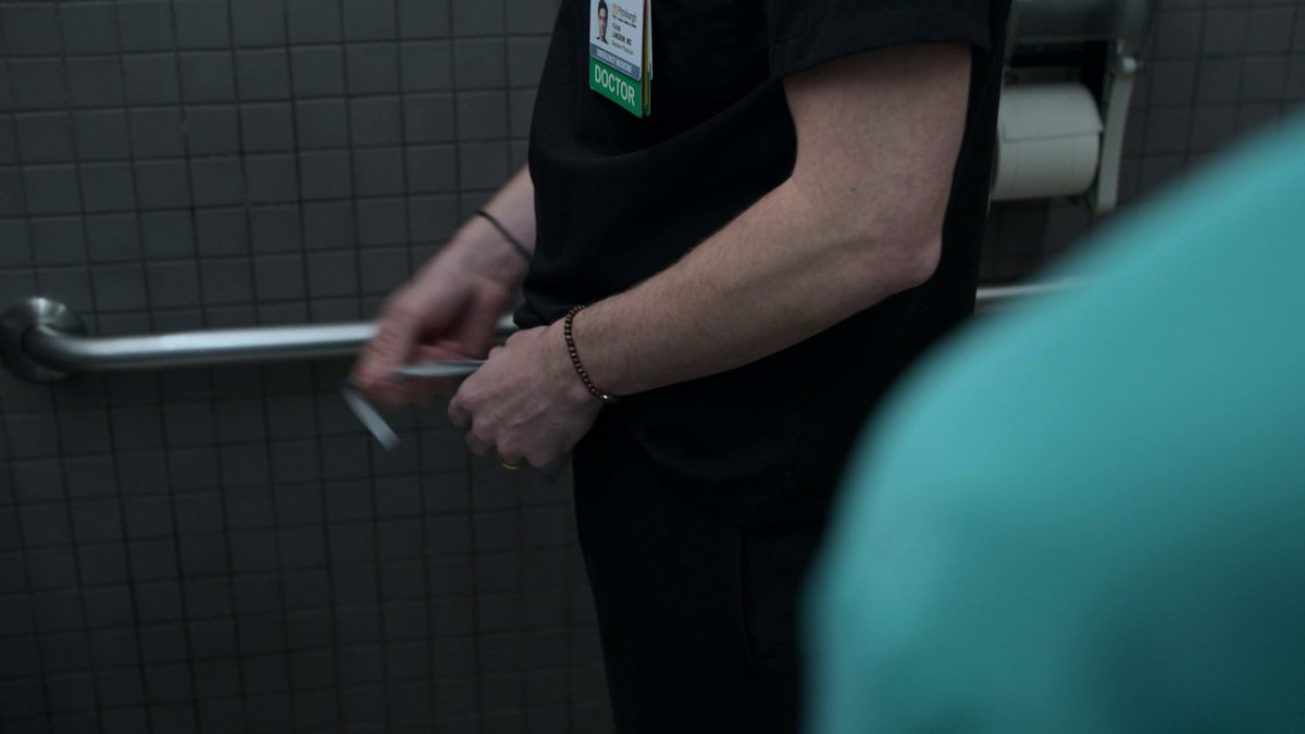 ash 🌙 tweet media