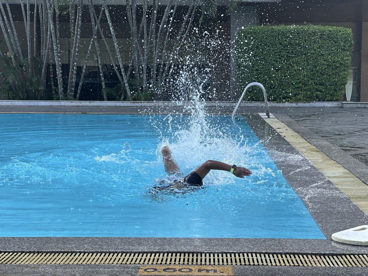 SydneyMaysinee's tweet image. Life is better when you’re swimming. ☀️🐠 #UnderTheSun #PoolSide