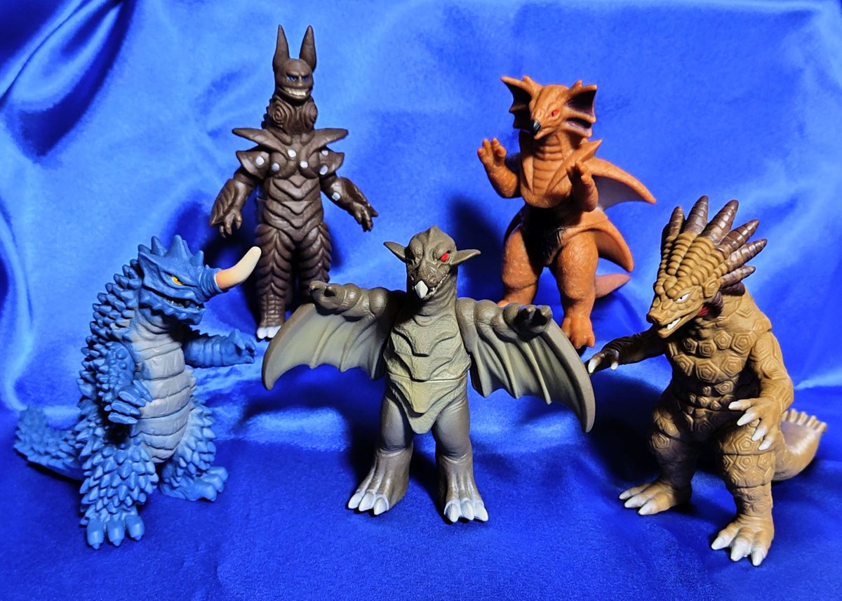 500シリーズのウルトラマン80怪獣を集めました！Σマイナスエネルギー