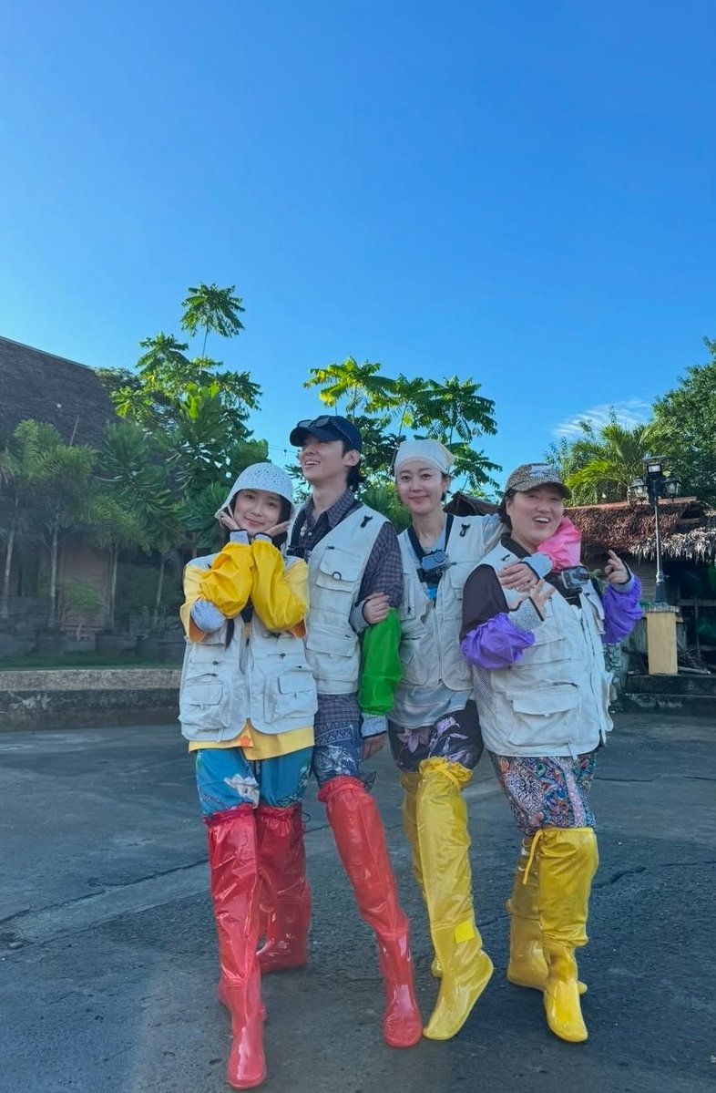 rev 🎀🍅 | babymamel tweet media