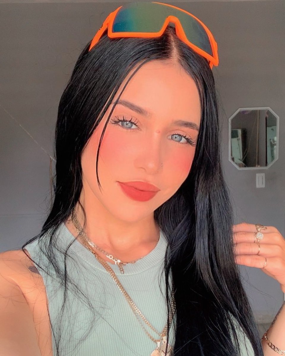 Vale Navarro (@ValeriaNav13922) / Posts / X