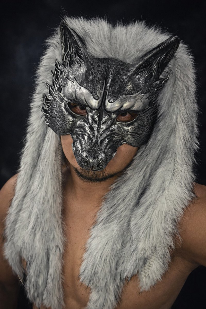 Wolf Dark Supreme tweet media