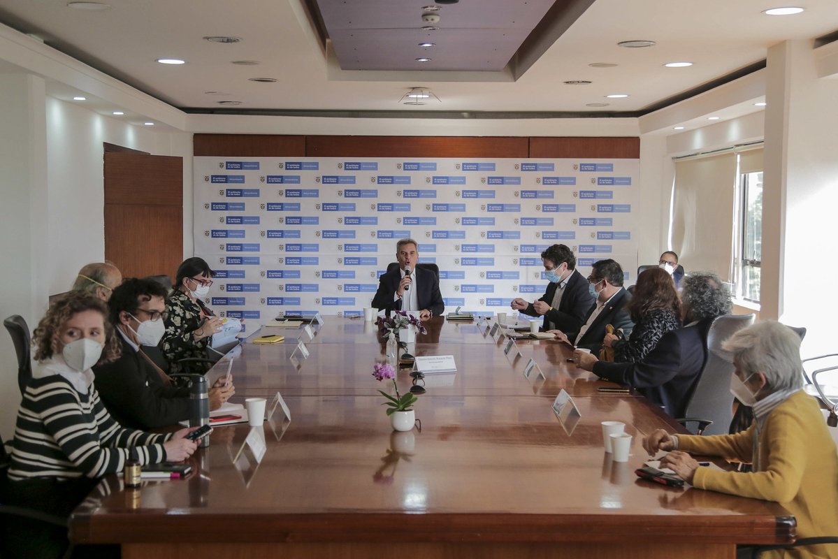 Carlos Eduardo Correa tweet media