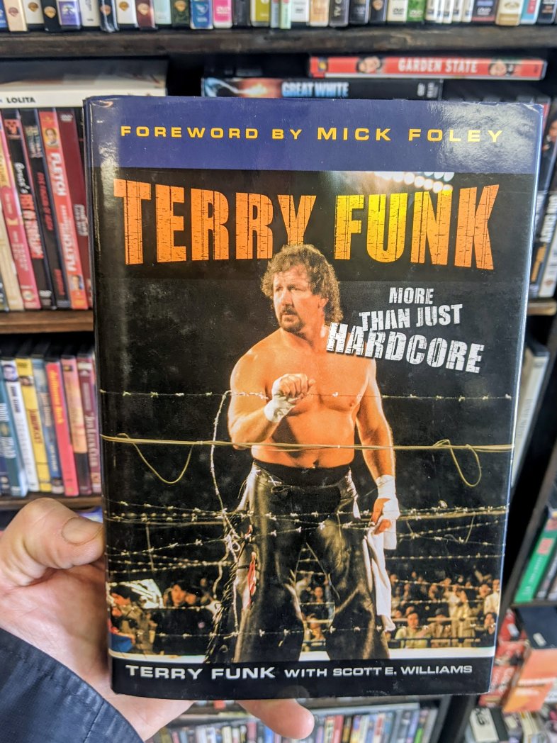 2bdpod's tweet image. Weekend pick up from Circus Books &amp;amp; Music.  Had no idea this existed,gonna need a Funker for the toy shelf now.

#terryfunk #wrestling #shoplocal