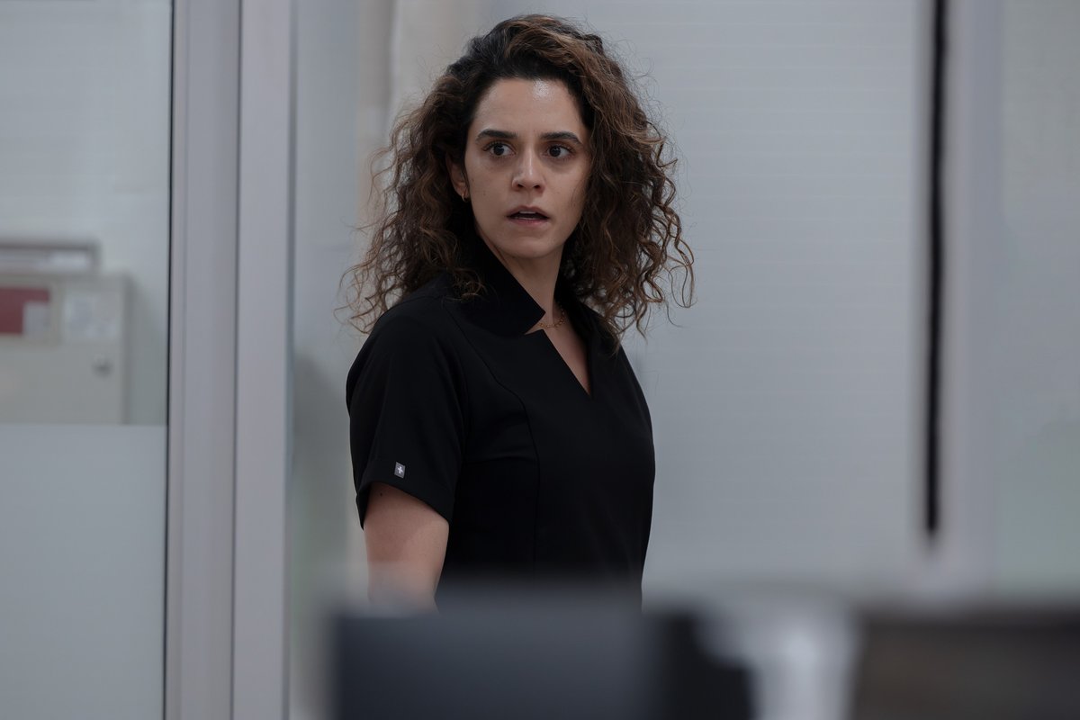 GoldDerby's tweet photo. ‘It’s a nightmare’: Sepideh Moafi on the ‘intense‘ finale of ‘The Pitt‘ https://t.co/zKeQdYq5LR https://t.co/DEJIHjZvbH
