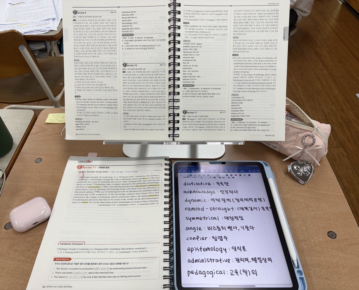 studikuy's tweet photo. #studytwt 학교자습､､ https://t.co/lFIgaIetpB