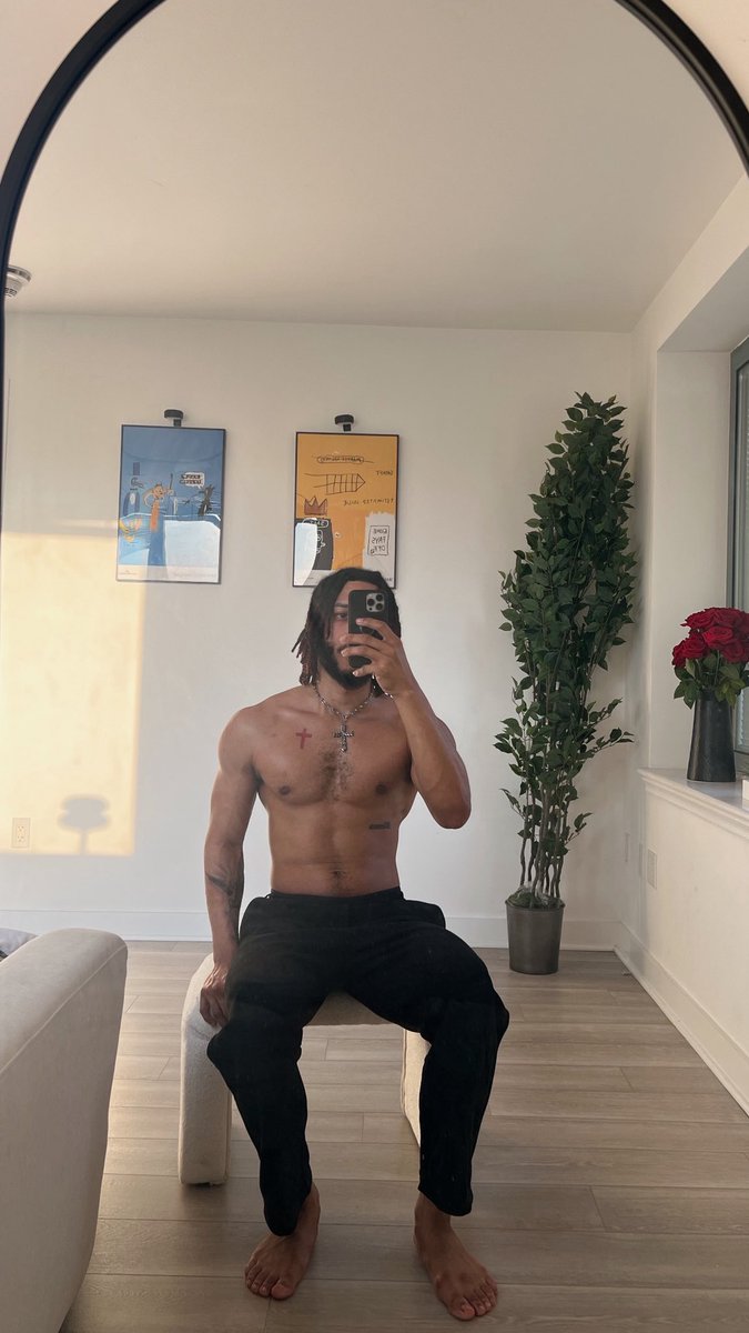 tre⭐️ tweet media