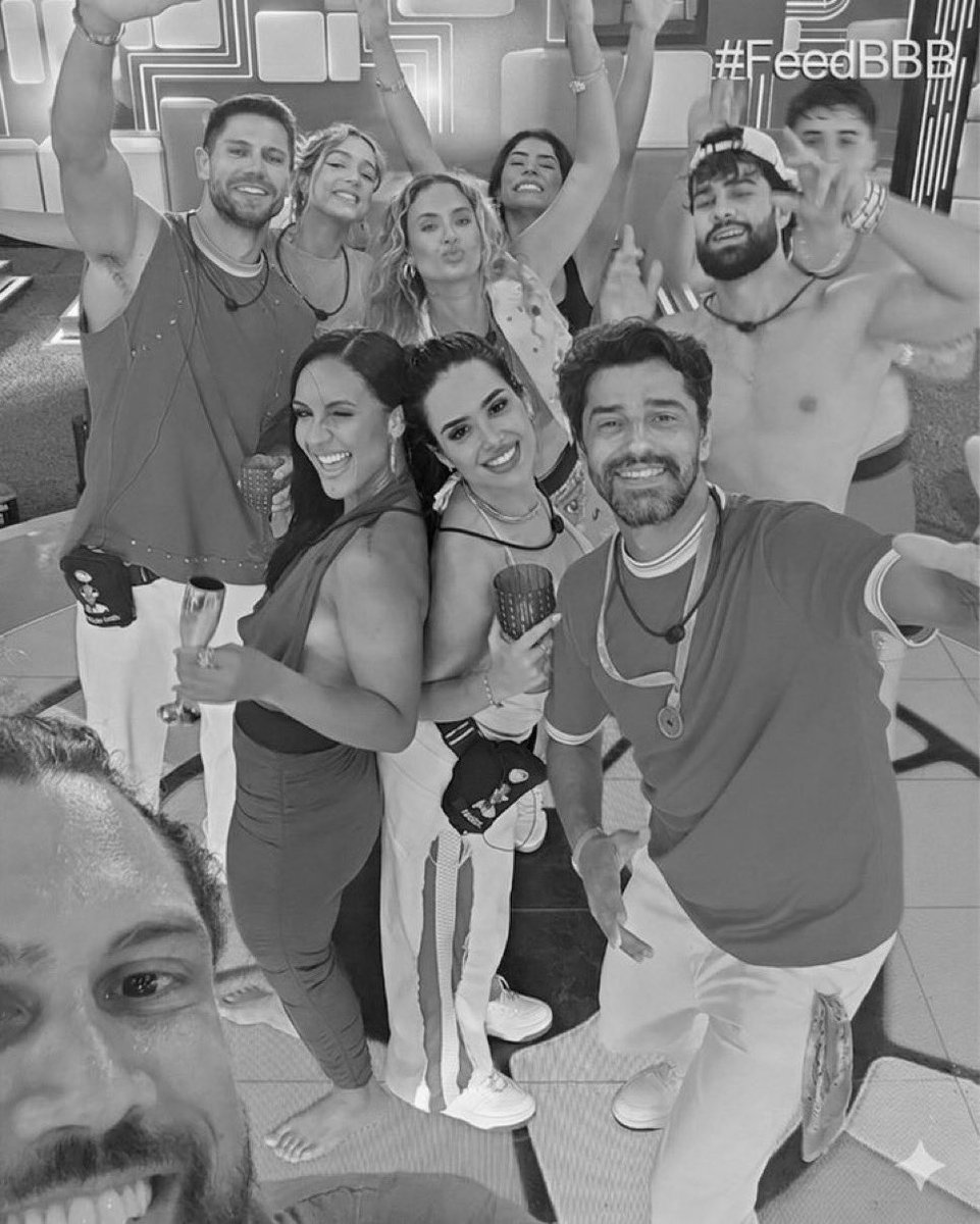 Val_Ce1's tweet photo. #BBB26 
"Caiu a última peça" https://t.co/xl2awB9949