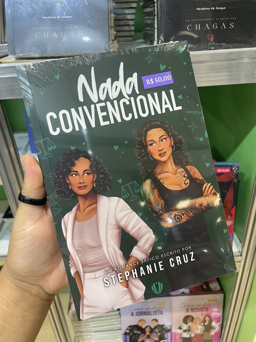 Deixo aqui indicações dos meus preferidos, eles estão disponíveis no stand da Vênus na Bienal da Bahia.

Não percam 👀❤️

<a href="/kaliautor/">kali tá escrevendo (devagarinho)</a> 
<a href="/autorachagas_/">chagas está com os Wings 🦅🏒✨🏳️‍🌈</a> 
<a href="/autorastecruz/">Stephanie Cruz | Em Breve: NOSSO DELÍRIO 💙</a>