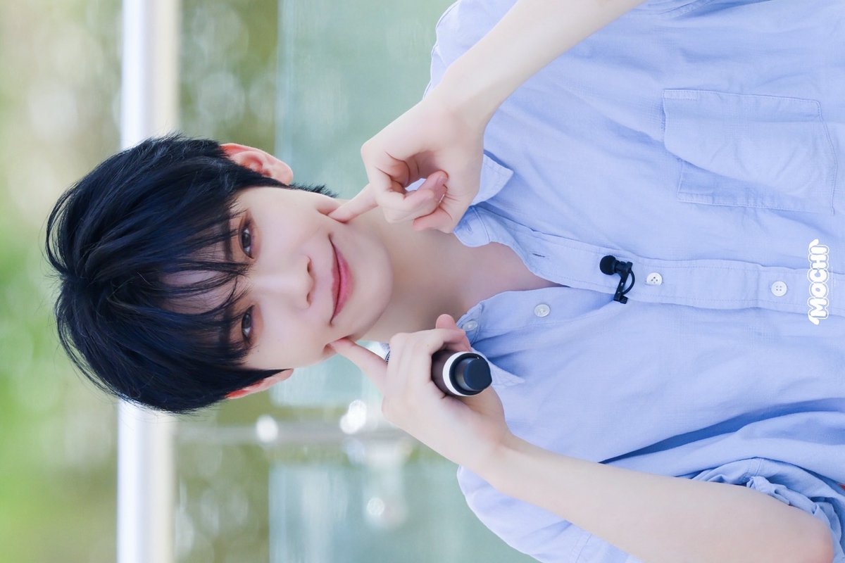 duungae02's tweet photo. 260413 덕밥집 HQ.

*.❤︎₊ ⊹　

#김태래 #KIMTAERAE #キムテレ #태래 #taerae #ZEROBASEONE #ZB1 #제로베이스원 https://t.co/BpRBF6I0CT