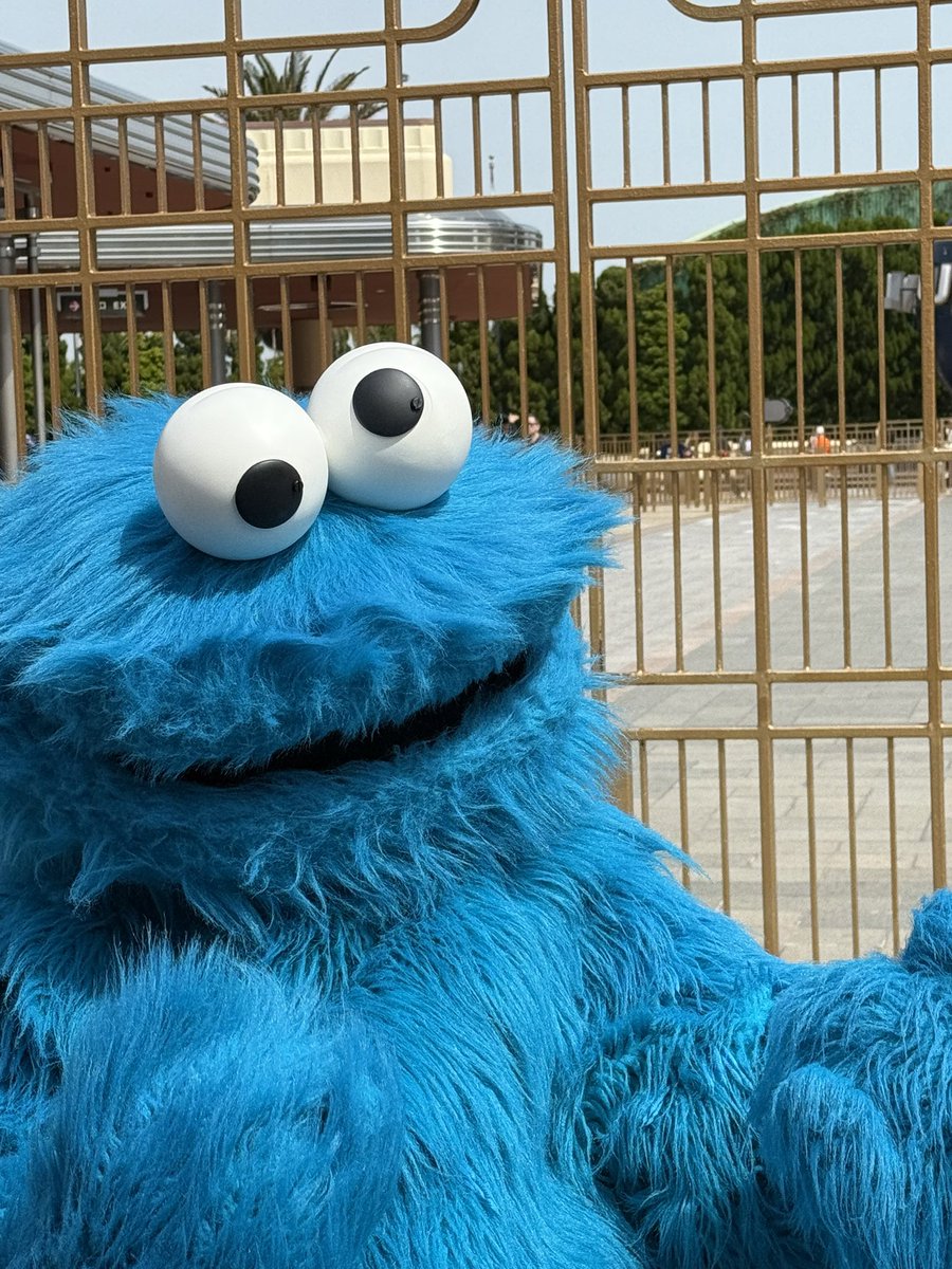 ま な み tweet media