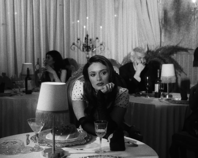 camila |🍂 tweet media