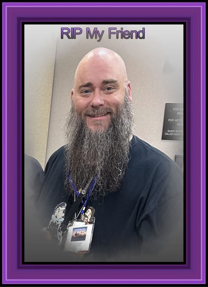 detroitpenshows's tweet photo. It is with a heavy heart that I share with you that passing of one of our vendors John Lincoln of Lincoln's Leathers. RIP Jon, you will be missed! https://t.co/N05XcmFFA2