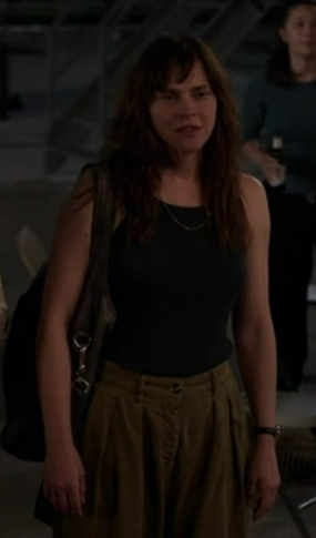 this is the woman they're trying to convince us likes men with that lesbian ass hair and outfit 🧐