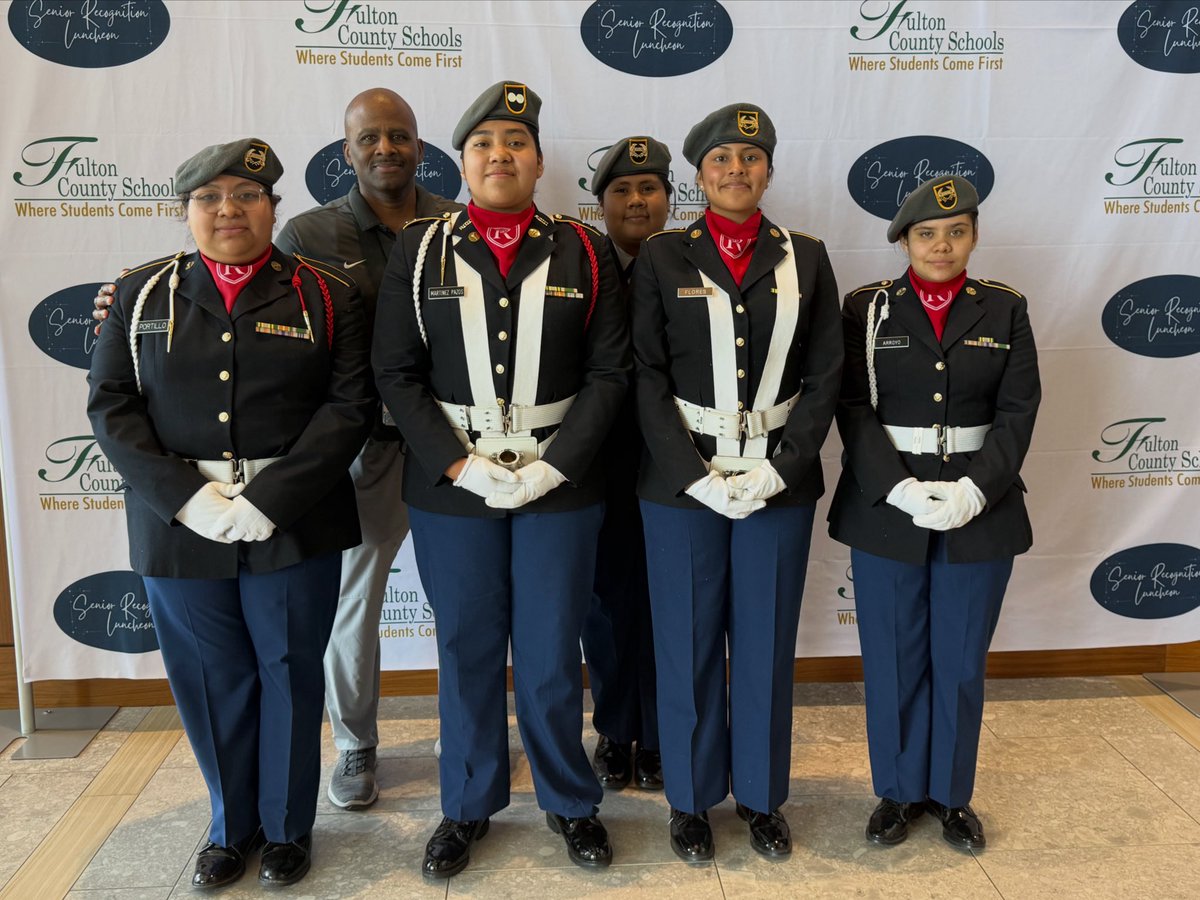 FultonCoSchools's tweet image. A heartfelt thank you to the @RiverwoodICS JROTC Color Guard for the presentation of the colors at the 2026 Senior Recognition Luncheon! We truly appreciate your contribution to such a special event.
#FultonCountySchools #FCSseniorrecognition #JROTC