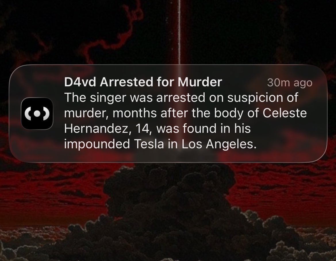 tearslvs's tweet photo. the first notification i see😭

#d4vd https://t.co/ZgiEBreMGm