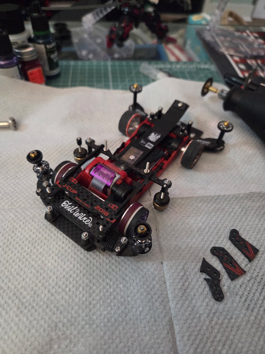 drew_bhadz's tweet photo. FM-A new update 🪛🔧🔩⚙️

#ミニ四駆 
#tamiya 
#mini4wd  
#evilwire 
#mini4wdjapan https://t.co/PrSdUFg3bK