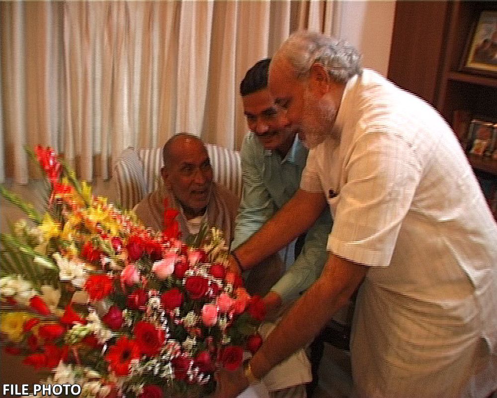 Narendra Modi tweet media