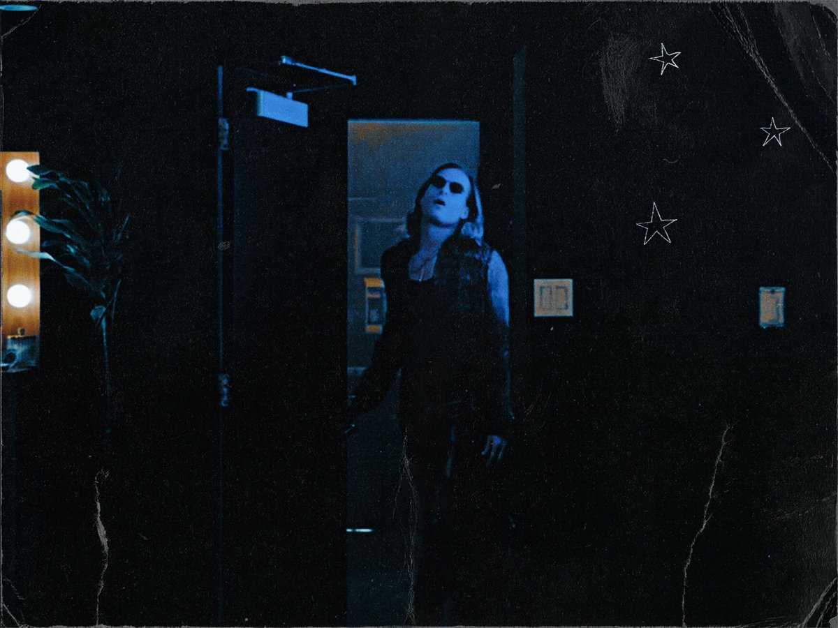 • isi ♱ tweet media