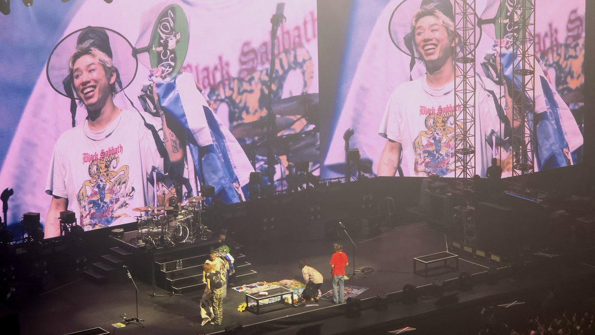 party's over tweet media