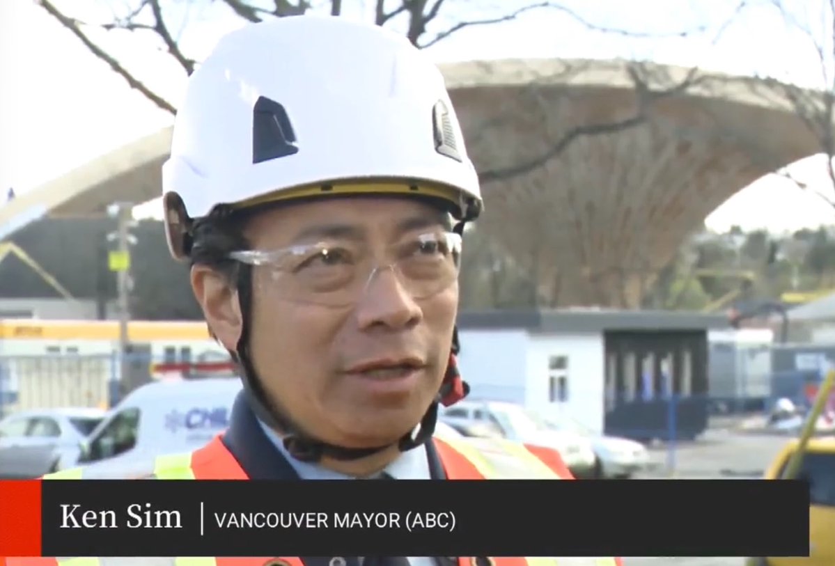 theBreakerNews's tweet image. Running for re-election or campaigning to join the Village People? After touring the PNE Amphitheatre site, @kensimcity insisted on wearing construction gear for an interview with @CUrquhartGlobal. #vanpoli #vanRE #bcpoli