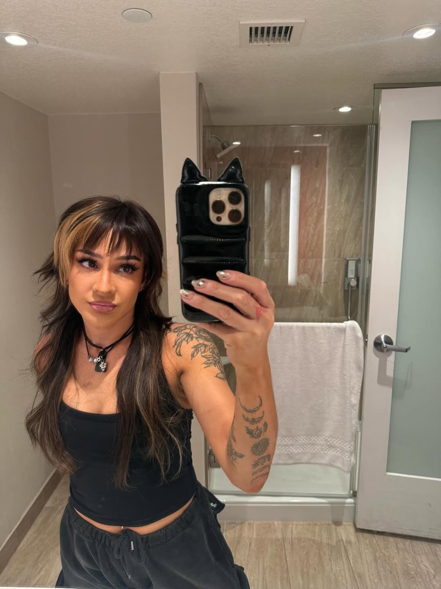 ✧･ﾟslater tweet media