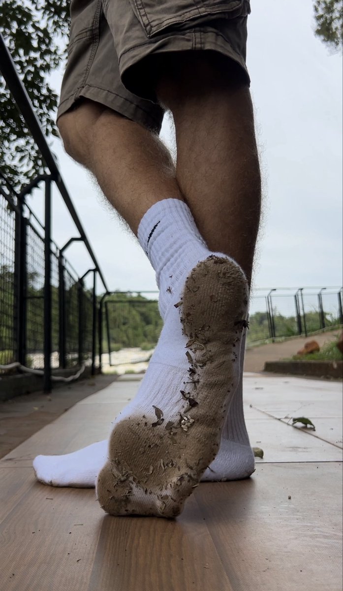 The World in White Socks (4K) tweet media