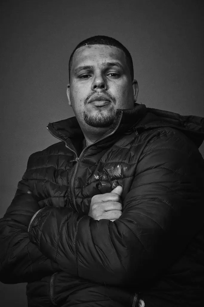 E HOJE QUE EU SONHEI QUE NÃO ERA NEM DE ESQUERDA NEM DE DIREITA EU ERA MAIS NA MINHA