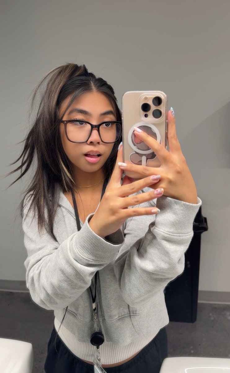 princess kaci 𝜗ৎ tweet media