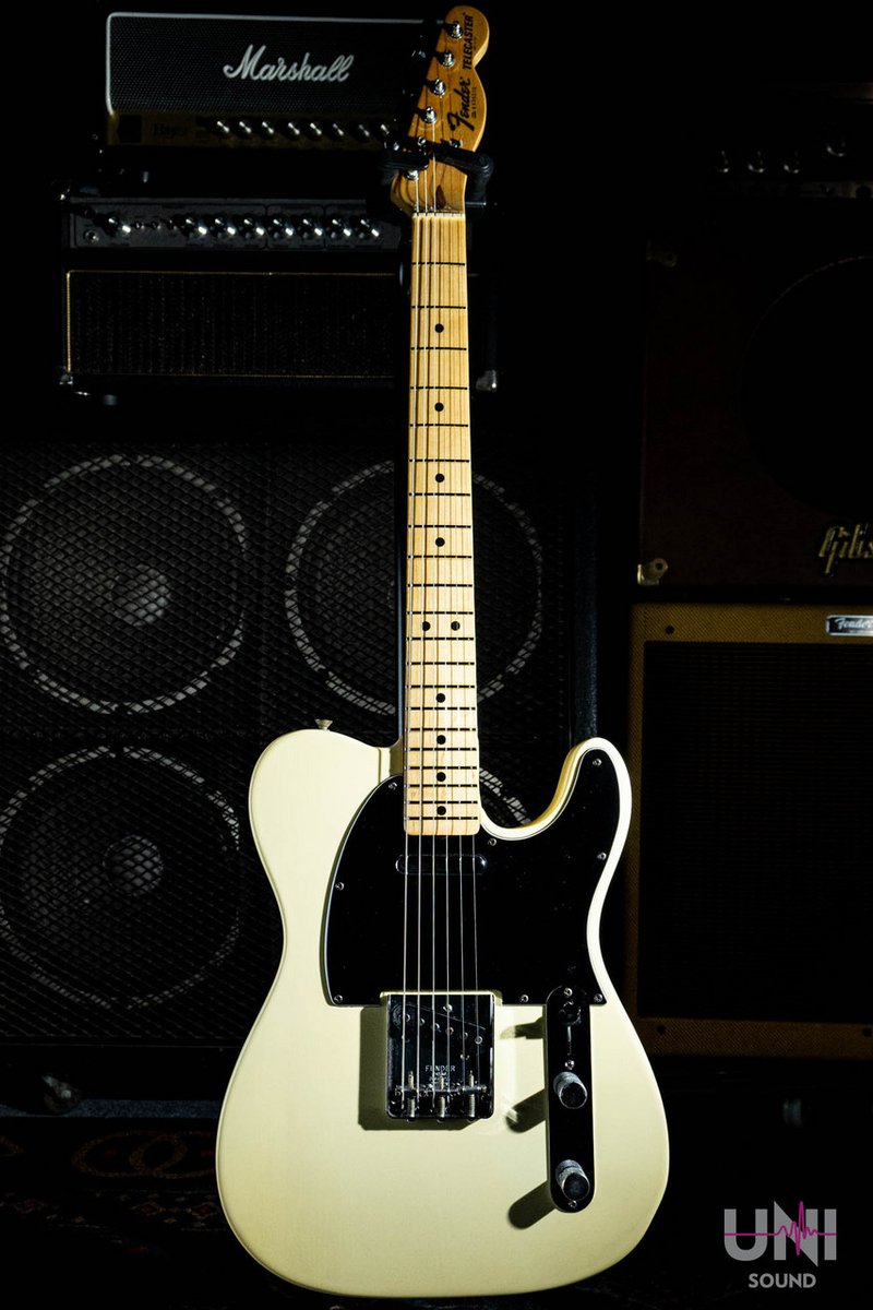 UnisoundY's tweet photo. /
4/19(日)14:15発売開始‼️
Fender Telecaster / 1979
\
Fender テレキャス ヴィンテージ入荷!4.37kgの重量級アッシュボディによる、タイトで切れ味の鋭いサウンドが魅力の1本。
https://t.co/uOjx08Jd4K
#FenderTelecaster https://t.co/4aw1QT5tSV