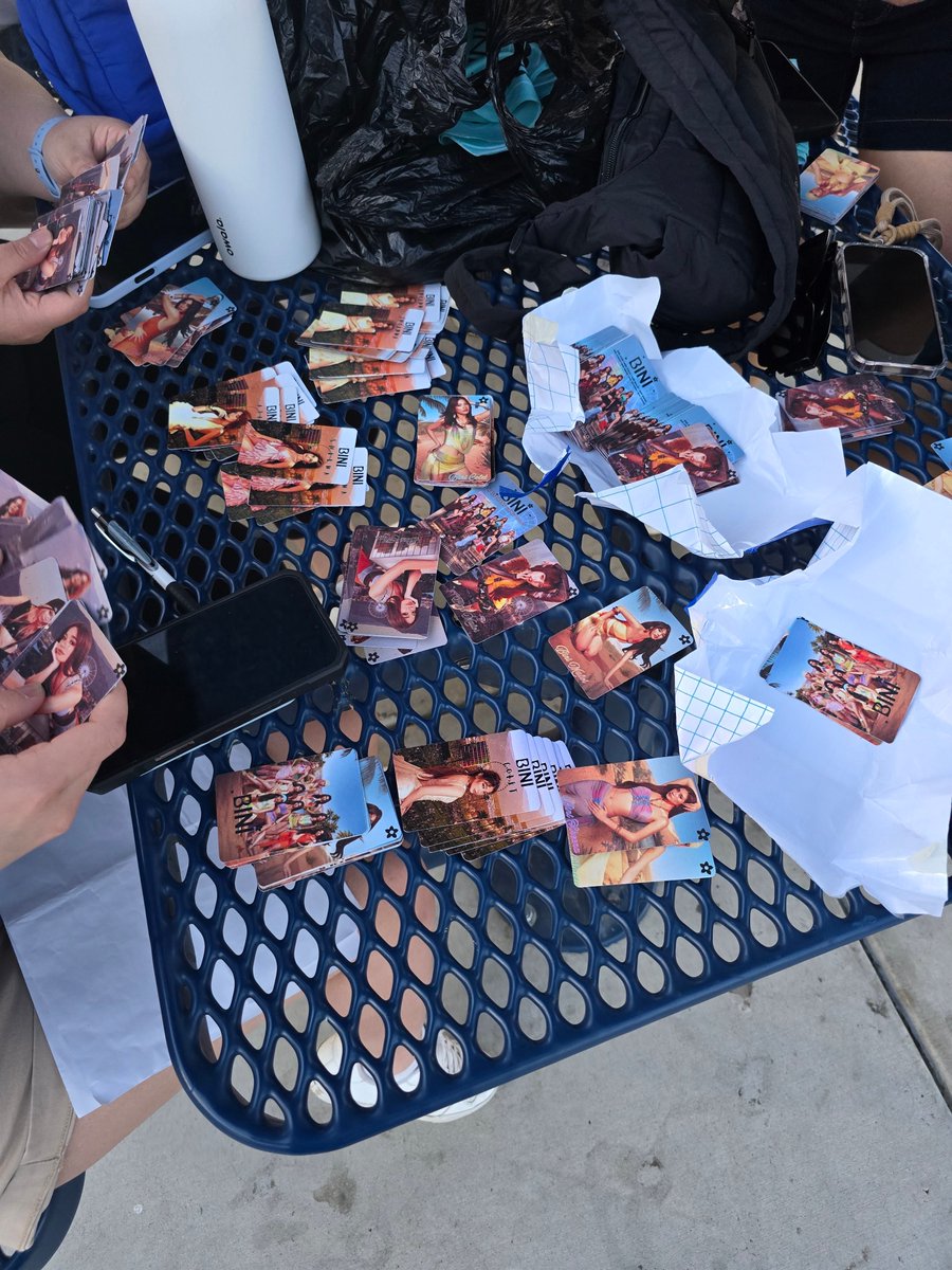 Quito 🌸🎡 | See you at BINICHELLA 2026 🎡 tweet media