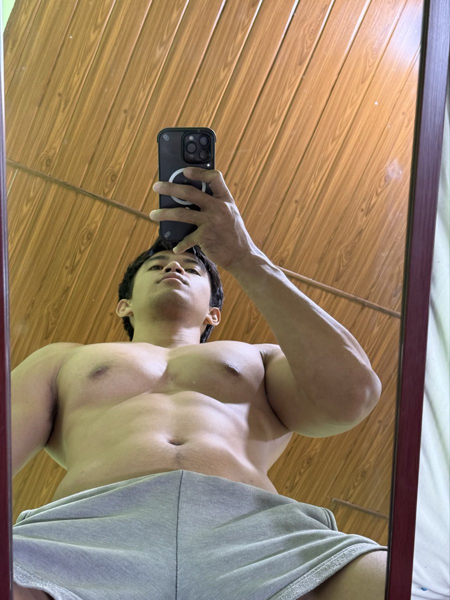 Ian tweet media