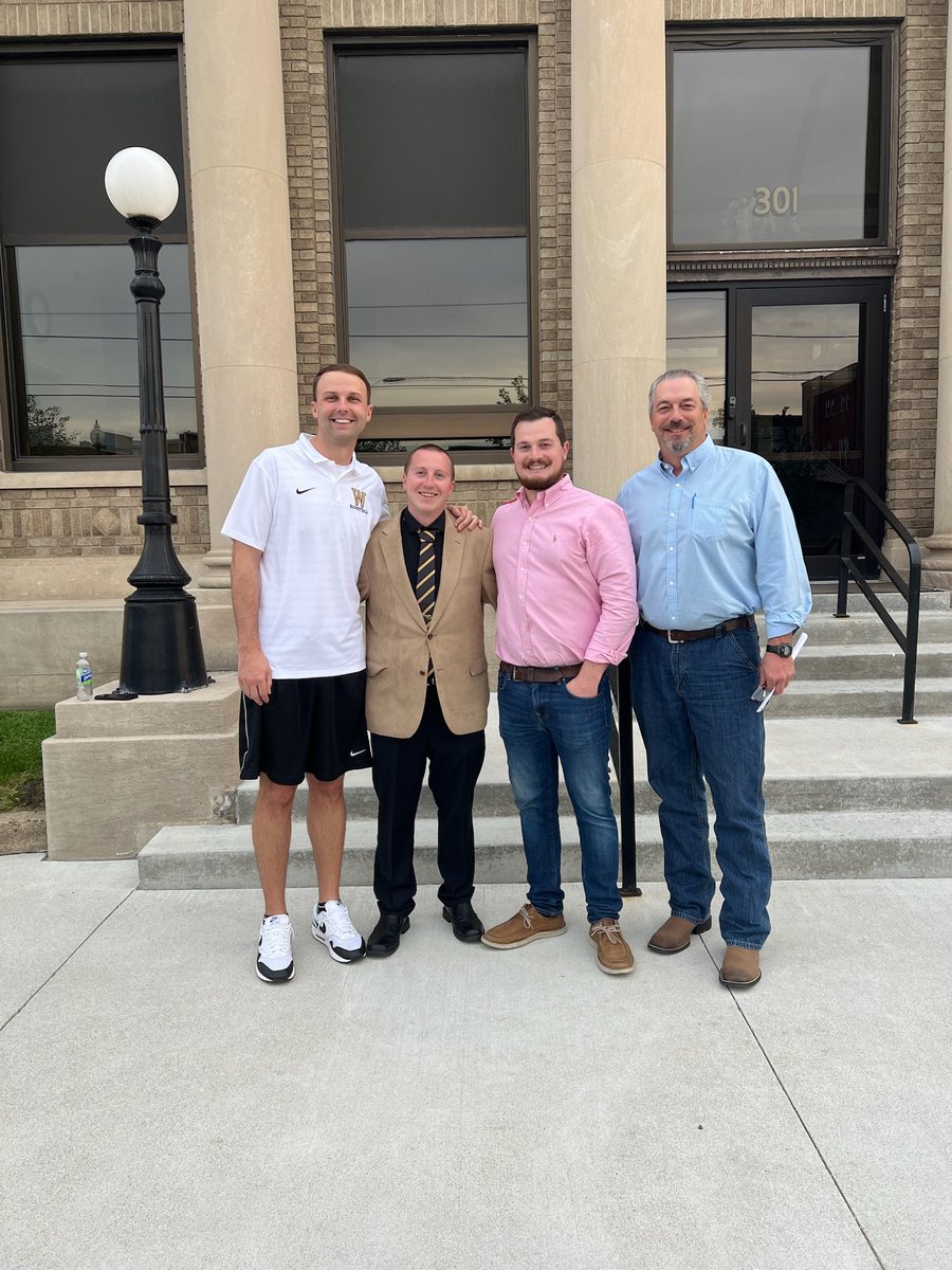 Washington Hatchet Basketball tweet media