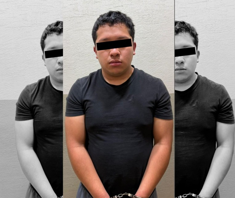 CorresponsalsMX's tweet image. CAE EXTORSIONADOR EN #EDOMEX 👇
 cobraba “derecho de piso”  a comerciantes, profesionistas y transportistas de tres municipios del #Edomex
Así detuvieron en #Texcoco a Dayron “N”, un presunto generador de violencia.
Participaron Elementos de la Comisaría General de Proximidad y