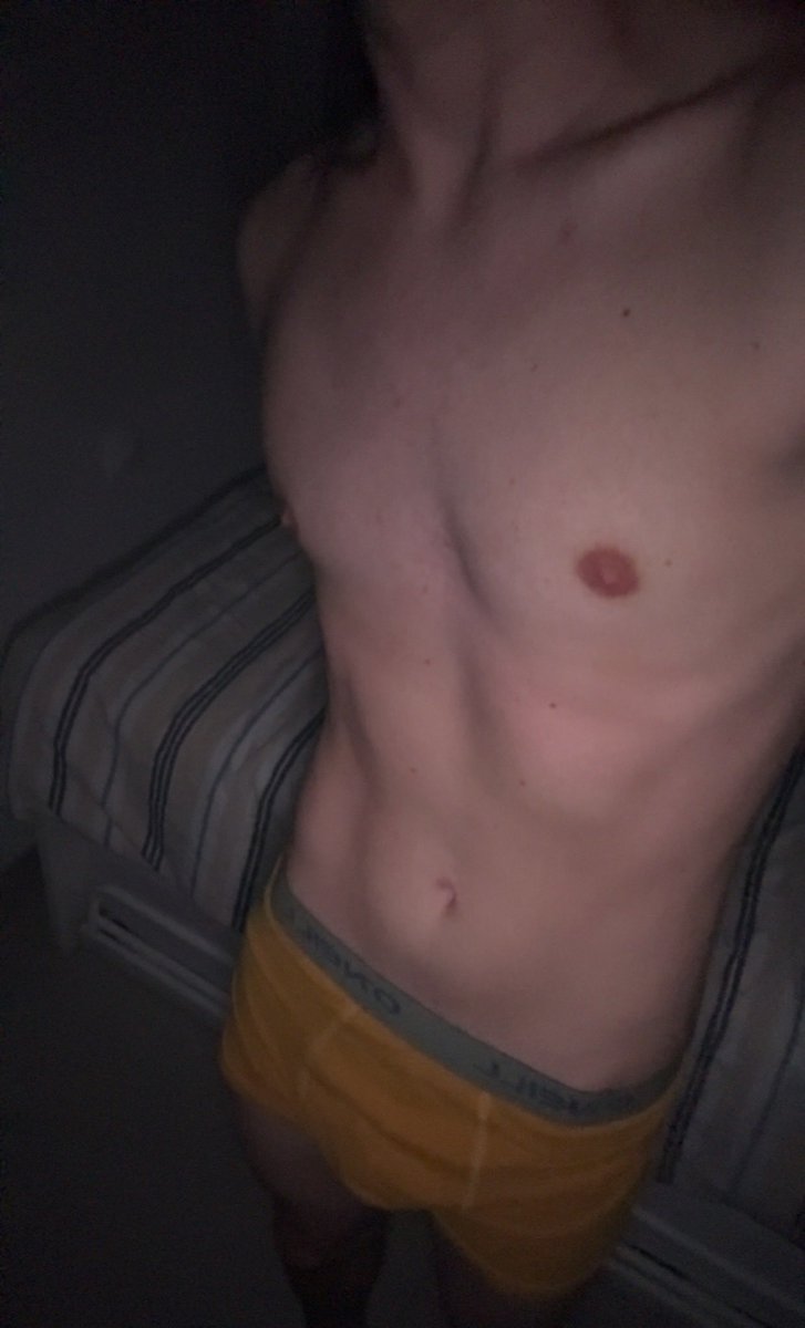subfingc's tweet photo. Tengo potencial de cajero? 🤑 me apetece mucho una saqueada nocturna 🙇🏻🙇🏻 hago lo que m pidan #gay #lgtb #findom #sumiso https://t.co/gMw4ay0LCo